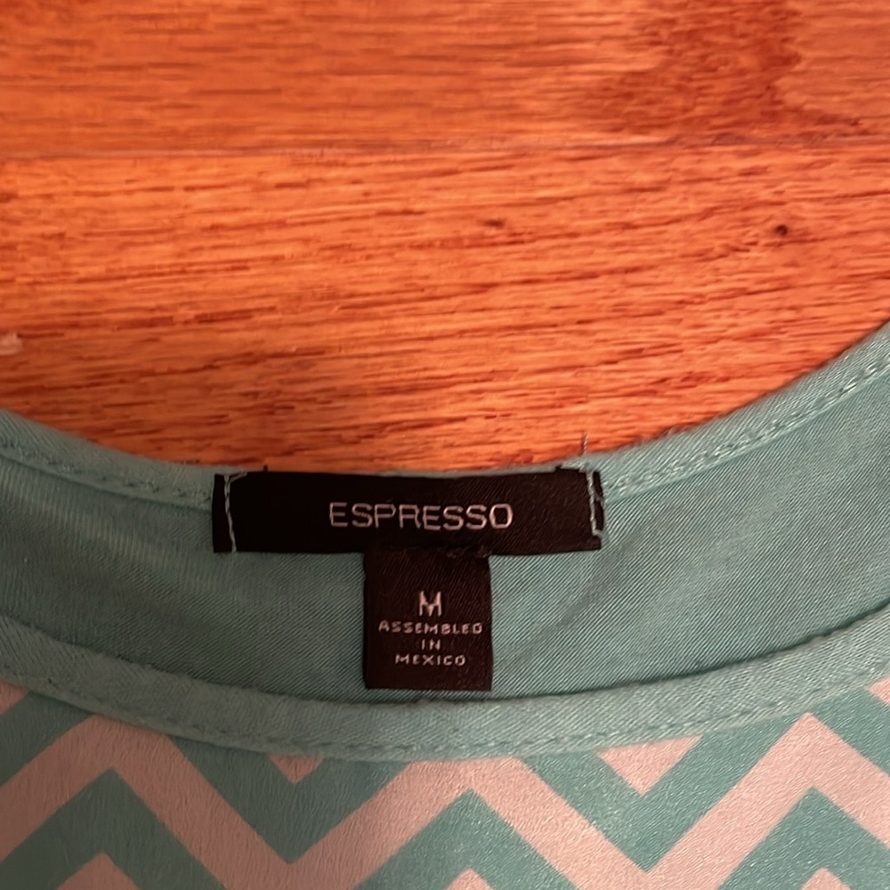 Top size medium - Picture 3 of 4
